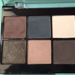 NYX Makeup - Nyx Gloomy Days Palette NYX Makeup - Nyx Gloomy Days Palette